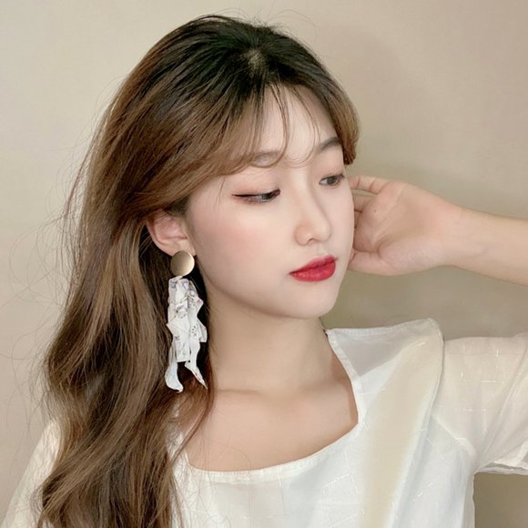 💕LAST ONE Floral Ribbon Metal Stud - Picture 3 of 9